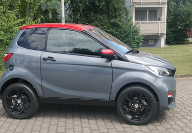 City Sport titan-rot Seite