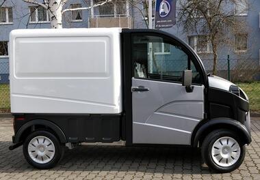 AIXAM PRO D-TRUCK - VAN - SILBER SEITE